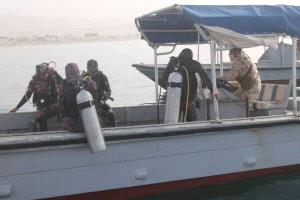 خفر السواحل بحضرموت تنقذ شابًا من الغرق أمام ساحل الشقين بمديرية بروم ميفع