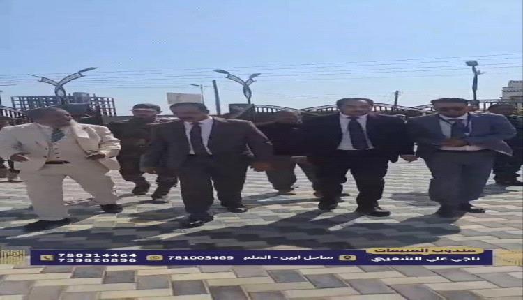 وزيري الاشغال والشباب والرياضة يطلعان على سير العمل بمشروع مدينة الخليج العربي ويشيدا بالنهضة العمرانية ونسبة الانجاز