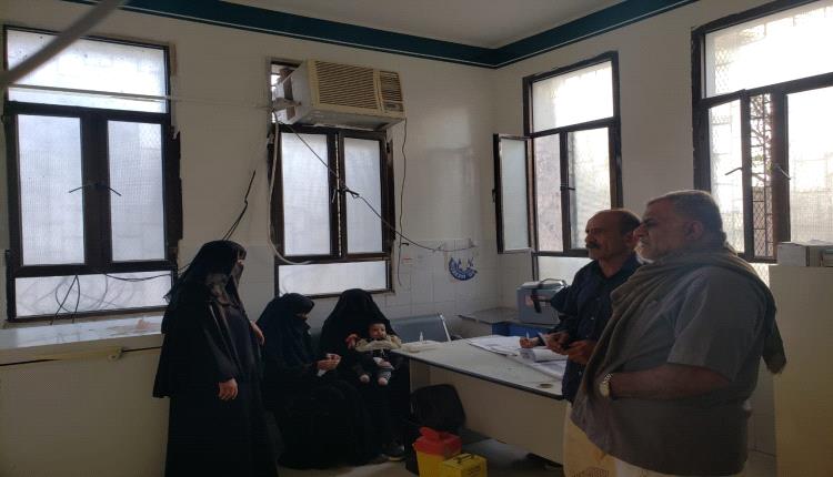 مدير عام مديرية حبيل جبر يطلع على العمل النهائي لإعادة تأهيل مركز الأمومة والطفولة بمستشفى حبيل جبر الريفي