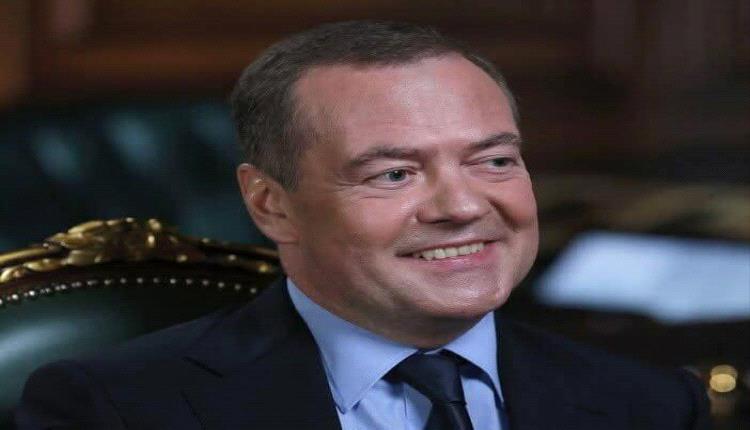 مدفيديف يندد بالهجوم على إيران ويؤكد استمرار الشراكة مع طهران