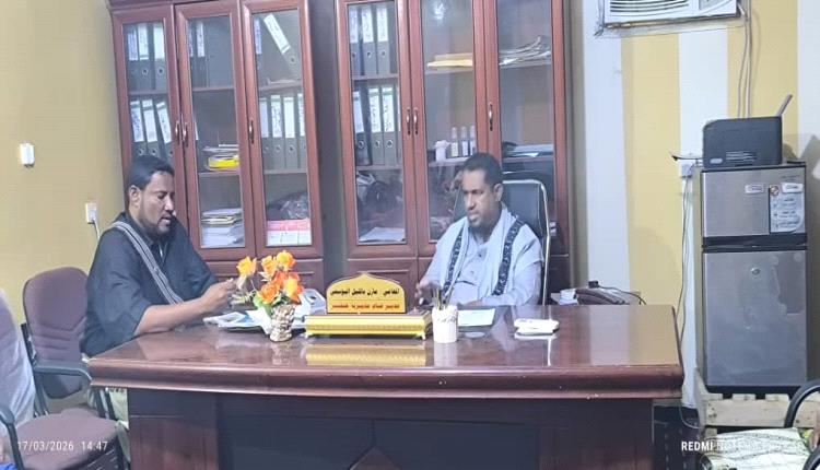 مدير عام مديرية خنفر "اليوسفي" يلتقي مدير إدارة الصرف الصحي ويناقش خطة العمل خلال إجازة عيد الفطر