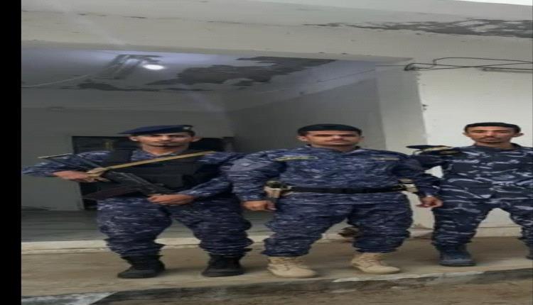 قائد قوات النجدة يهنئ وزير الداخلية اللواء إبراهيم حيدان بمناسبة عيد الفطر المبارك