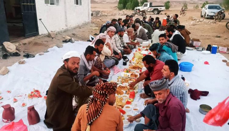 قوات الطوارئ بالأمن الوطني بمحافظة أبين تقيم مأدبة إفطار جماعي على روح الفقيد صالح مقبل سلٌام