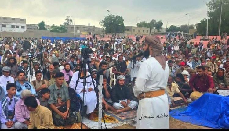 خطبة العيد لمحافظ أبين… خطاب جامع بروح دينية ورؤية واقعية