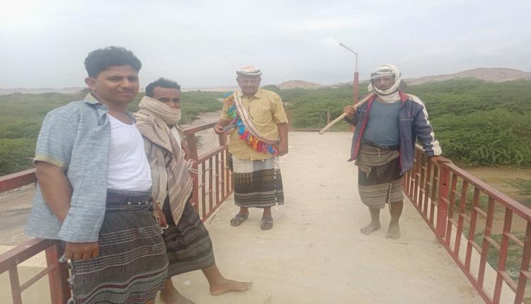 مدير مكتب الزراعة والري أحور يتفقد منشأة الري بدلتا أحور