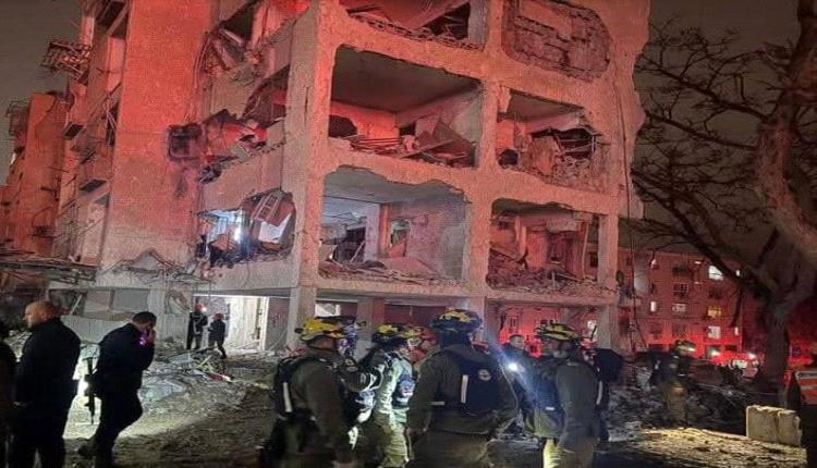 عنوان مقترح: تصعيد خطير.. قتلى وعشرات الجرحى في قصف صاروخي إيراني على عراد