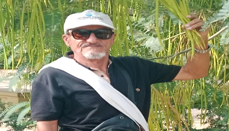 لا تبكِ على من مات، ابكِ على من خفَّ عقله!