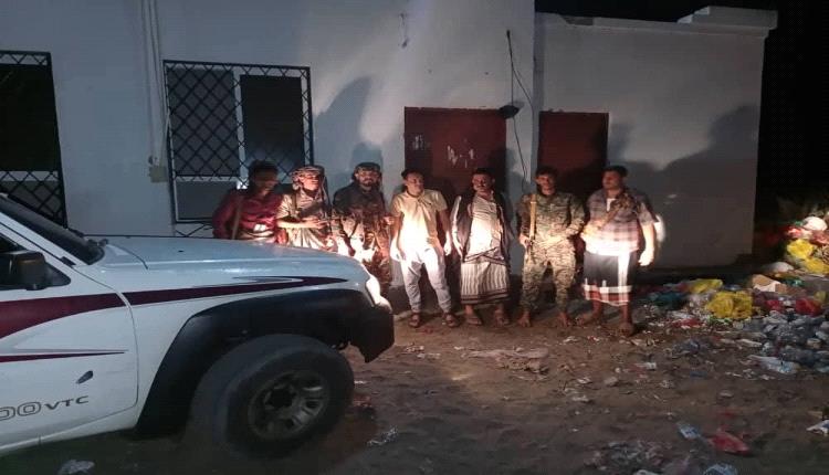 تنفيذاً لتوجيهات محافظ أبين ..

الأمني الوطني قطاع زنجبار يزيل تحصيل الجبايات من نقطة حسان