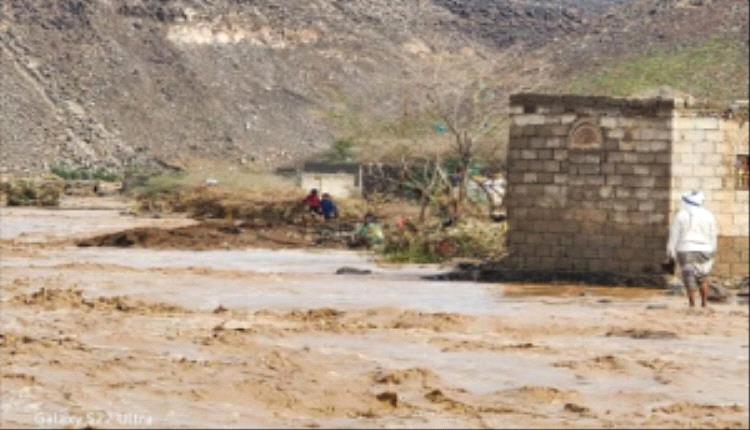 ارتفاع عدد ضحايا السيول في المخا وموزع إلى 21 شخصًا بعد العثور على جثمان مفقود