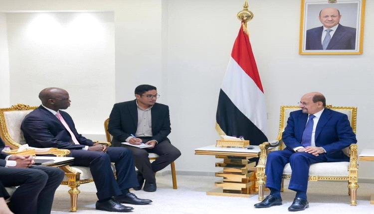 رئيس الوزراء يلتقي نائب رئيس البنك الدولي ويؤكد أهمية تعزيز الشراكة ودعم أولويات الحكومة