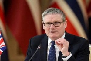 ستارمر يؤكد: التحرك الأمريكي ضد إيران لا يمثل بريطانيا