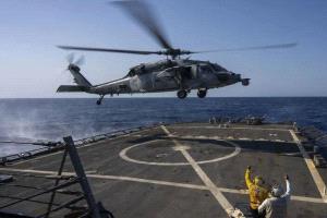 سي إن إن: البحرية الأمريكية لم ترافق أي ناقلة نفط عبر مضيق هرمز حتى الآن