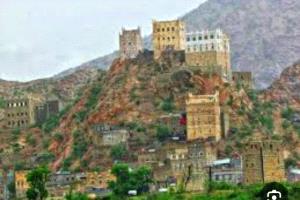 المكتب التنفيذي والمجلس المحلي بلودر يؤيدان قرار محافظ المحافظة برفع الجبايات في أبين