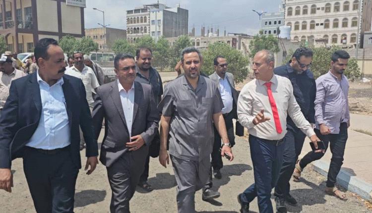 محافظ لحج يزور كلية ردفان الجامعية ويؤكد دعم مشاريع التأهيل والتطوير