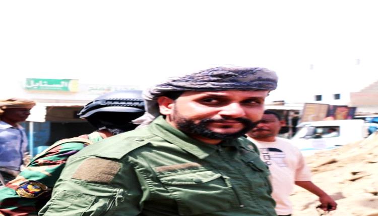 العميد طلال الكلدي يعزي قائد محور يافع العميد أكرم الحنشي بوفاة نجله محمد