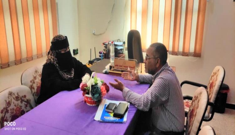 مدير عام مكتب الشؤون الاجتماعية بأبين يتفقد اتحاد نساء اليمن ويطلع على احتياجات دار الإيواء والقاعة الكبرى