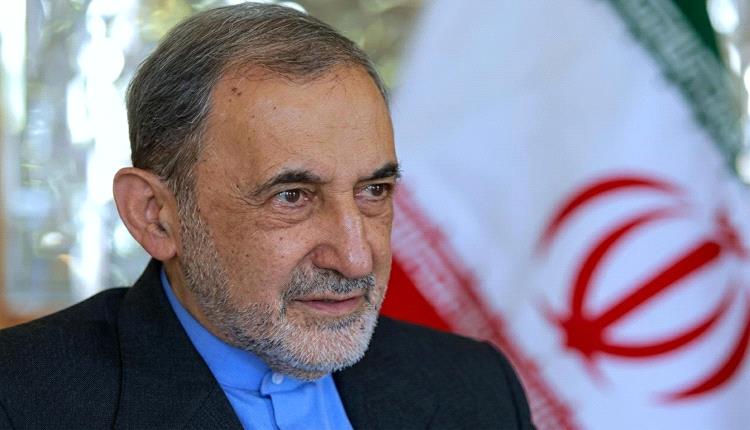 مستشار خامنئي يهاجم ترامب برسالة حادة حول التصعيد السياسي بين واشنطن وطهران