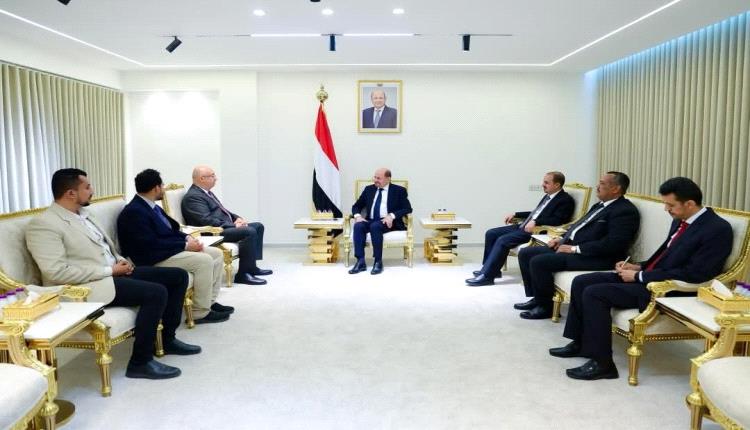 رئيس الوزراء وزير الخارجية يستقبل في عدن وفد منظمة اليونسكو