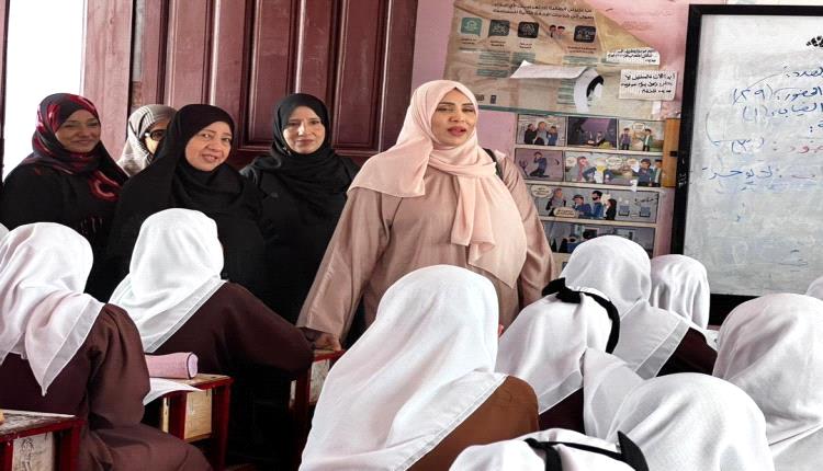 مبجر وعشيش يشيدان بمستوى الانضباط في اختبارات ثلاث مدارس بمديرية المعلا