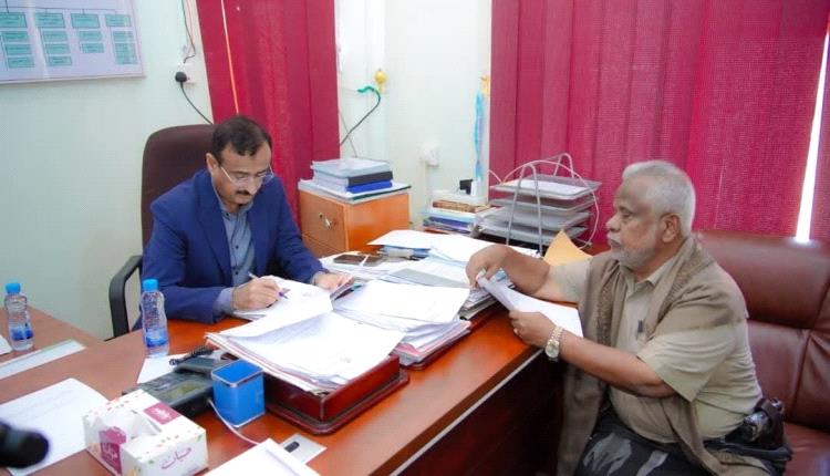 المحافظ بن الوزير يطّلع على مجمل الأوضاع بمديرية ميفعة ويوجّه باعتماد مشروع وحدة صحية بمنطقة كورة بوحر