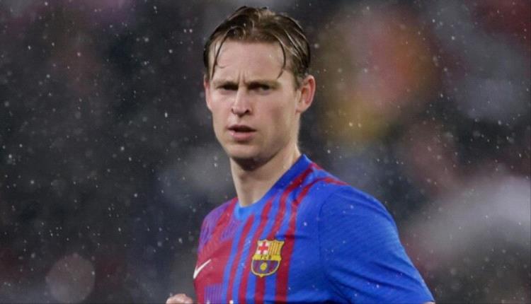 دي يونغ يعود لتدريبات برشلونة قبل مواجهة بيتيس