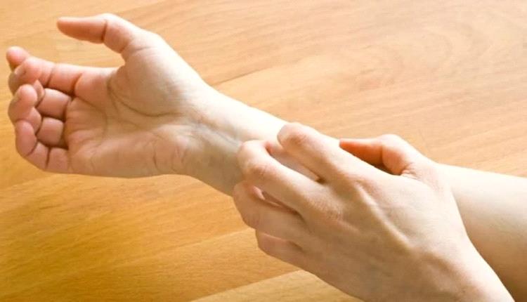 علماء صينيون يطوّرون دواءً واعداً لعلاج الحكة المزمنة المرتبطة بركود الصفراء