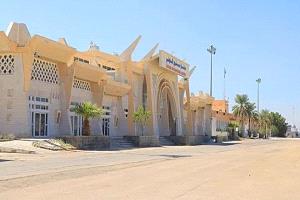 مدير أمن مطار سيئون الدولي ينفي صحة الشائعات المتداولة بشأن أحداث رحلة الخميس ويؤكد ان الإجراءات المتخذة هدفت لحماية النظام داخل المطار