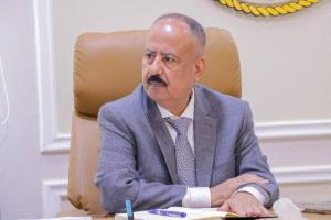 وزير النقل يهنئ منتسبي الوزارة بعيد العمال ويشيد بدورهم في التنمية