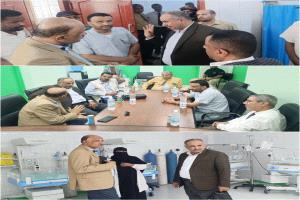 وفد رفيع من عمادة كلية الطب عدن وإدارة المخيمات بوزارة الصحة يزور هيئة مستشفى الرازي أبين