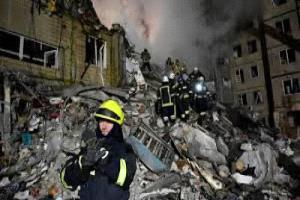 ​موسكو توعز بالرد العسكري على قصف كلية في لوغانسك.. والإنقاذ يسابق الزمن لانتشال الطلاب