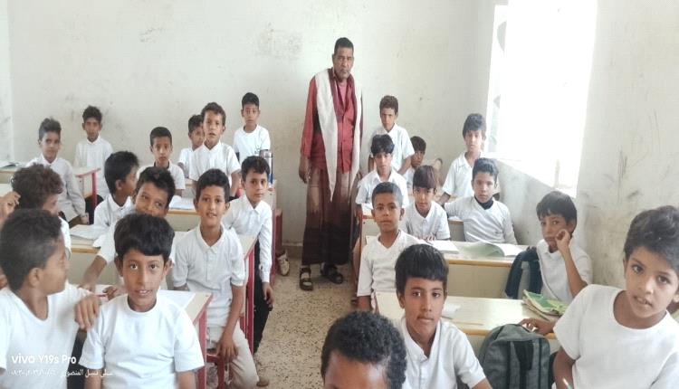 تكريم مستحق.. الأستاذ عبدالله سالم باسالم نموذج للمعلم الكفء ورسالة العلم الخالدة