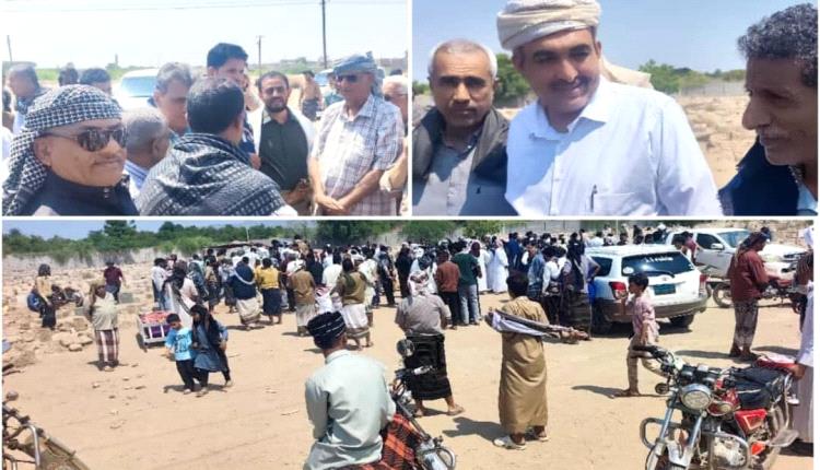 نائب محافظ أبين يتقدم تشييع جنازة فقيد الوطن عضو المجلس بالمحافظة مدير عام الاستثمار عبدالمجيد الصلاحي