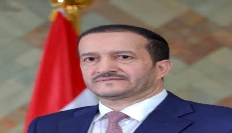 مجلي يعزّي محافظ شبوة في ضحايا الاستهداف الحوثي لمركز تدريبي أمني