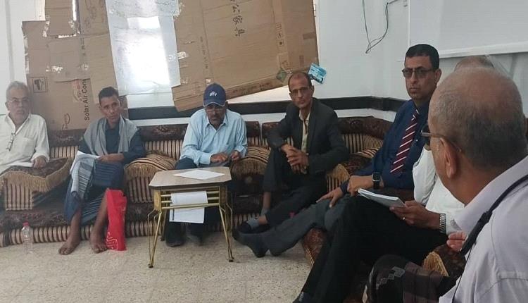 بحضور وكيل وزارة الشؤون الإجتماعية... 
لحج،، لجنة الطوارئ الإنسانية تناقش عملية حصر نازحي الصبيحة وتحديد مصفوفة احتياجات عاجلة لإيوائهم