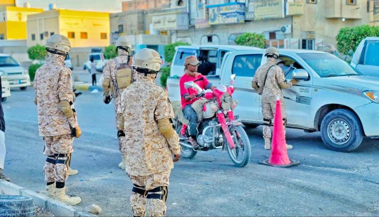 اللواء الأول دفاع شبوة يعزز جهود حملة منع حمل السلاح في المدن الرئيسية وسط ارتياح شعبي(صور)