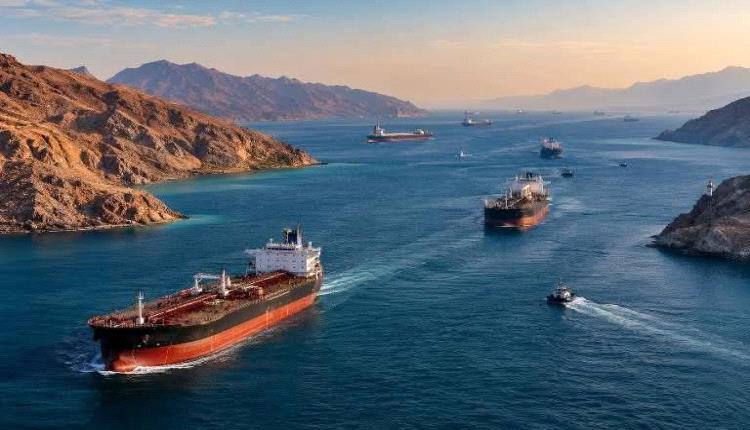 توتر متصاعد في مضيق هرمز بعد إعلان إيران تعرض ناقلات نفط لانفجارات وحرائق