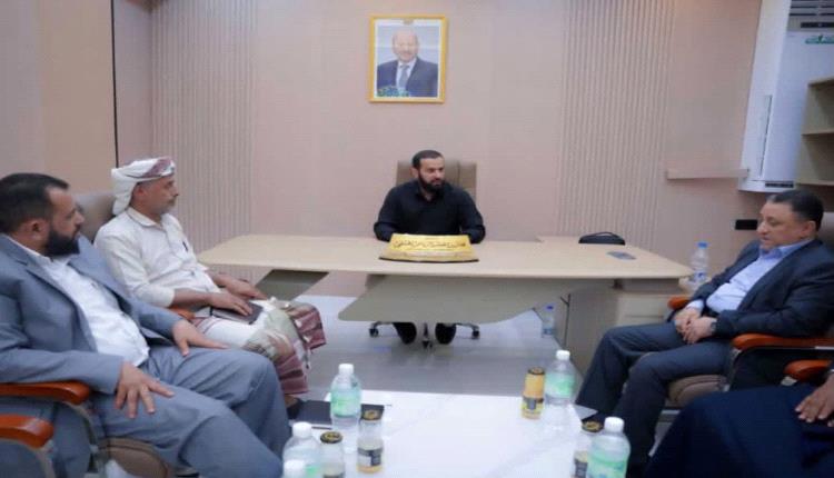 محافظ أبين: العاصمة زنجبار ستحظى بعناية خاصة للارتقاء بالخدمات وتعزيز التنمية وتحسين المظهر الحضري للمدينة