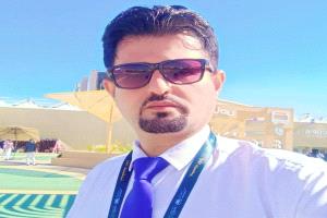 الدكتور ياسر باعزب ..فيلسوف الكلمة وإعلامي يتجدد إبداعه عاما بعد عام