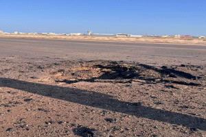 وزارة النقل تدين قصف مليشيا الحوثي الإرهابية مطار عدن الدولي للمرة السادسة خلال أيام وتحذر من تهديد سلامة الطيران المدني