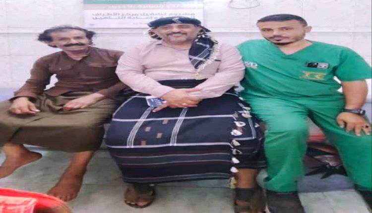 الحامدي يطمئن على الحالة الصحية للمناضل الشيخ سعيد أحمد شائف بالعاصمة عدن