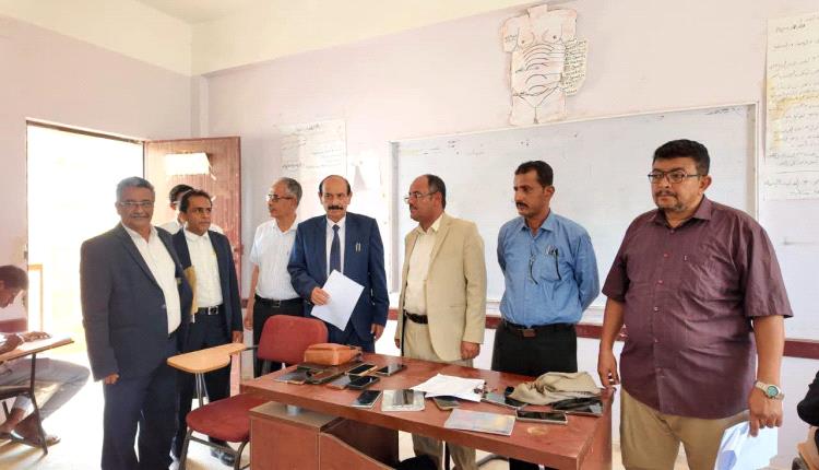 الوكيل الدغاري يدشن امتحانات القبول بمعهد الدكتور أمين ناشر للعلوم الصحية بشبوة