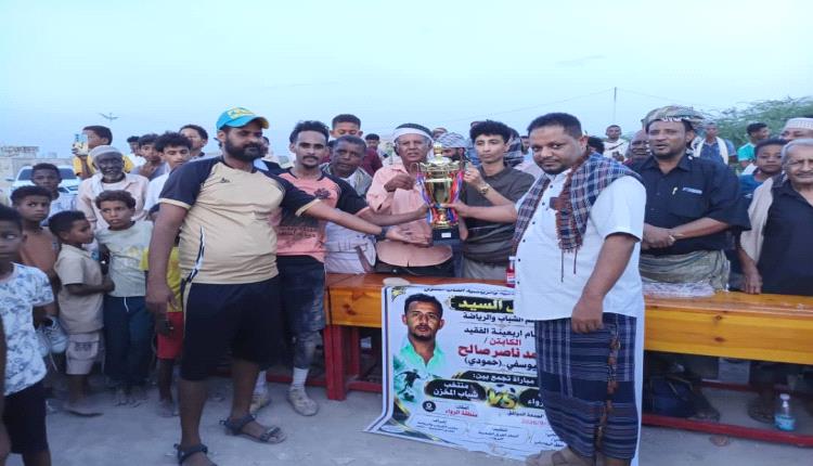 الرواء.. حين يتحول الملعب إلى ذاكرة وفاء