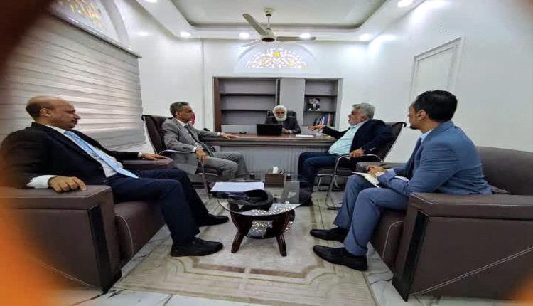 وزير التخطيط والتعاون الدولي يناقش آلية التعاون والتنسيق مع وزارة الإدارة المحلية