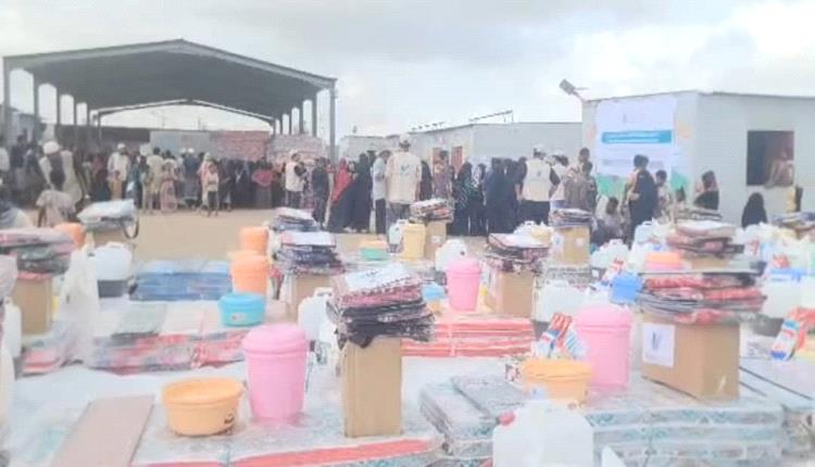 لحج : إغاثة عاجلة،، منظمة "بيور هاندز" تستهدف أكثر من 200 أسرة نازحة في منطقة الرباط الشرقي بتبن
