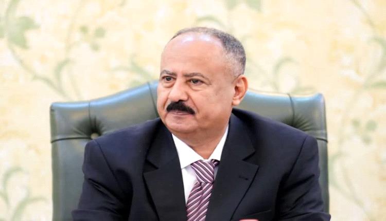 وزير النقل يوجه بتشغيل باصات مؤسسة النقل البري لنقل طلاب الجامعات بعدن مجانا