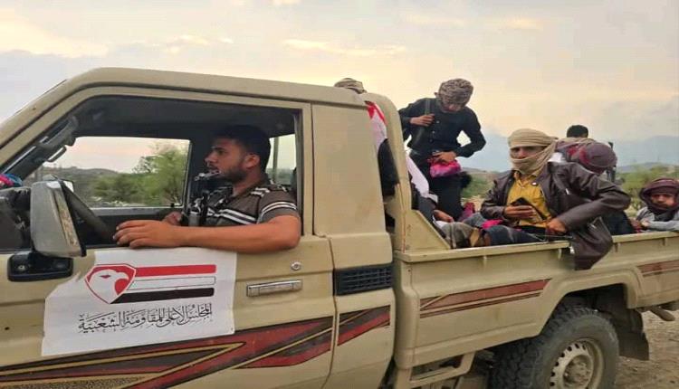 تصعيد متقطع في جبهة الشقب.. نيران الأقروض تتدخل لإخماد مصادر الحوثيين جنوب شرق تعز