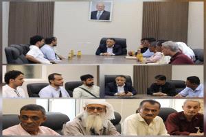 نائب محافظ أبين الحامد يترأس اجتماعاً لتنسيق الاستجابة التعليمية الطارئة مع “طفل الحرب الكندية” و“بناء للتنمية”