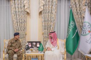 السعودية وباكستان تبحثان تعزيز التعاون الدفاعي ومواجهة التهديدات الأمنية